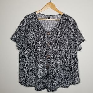 Emery Rose Black and White Floral Peplum Blouse